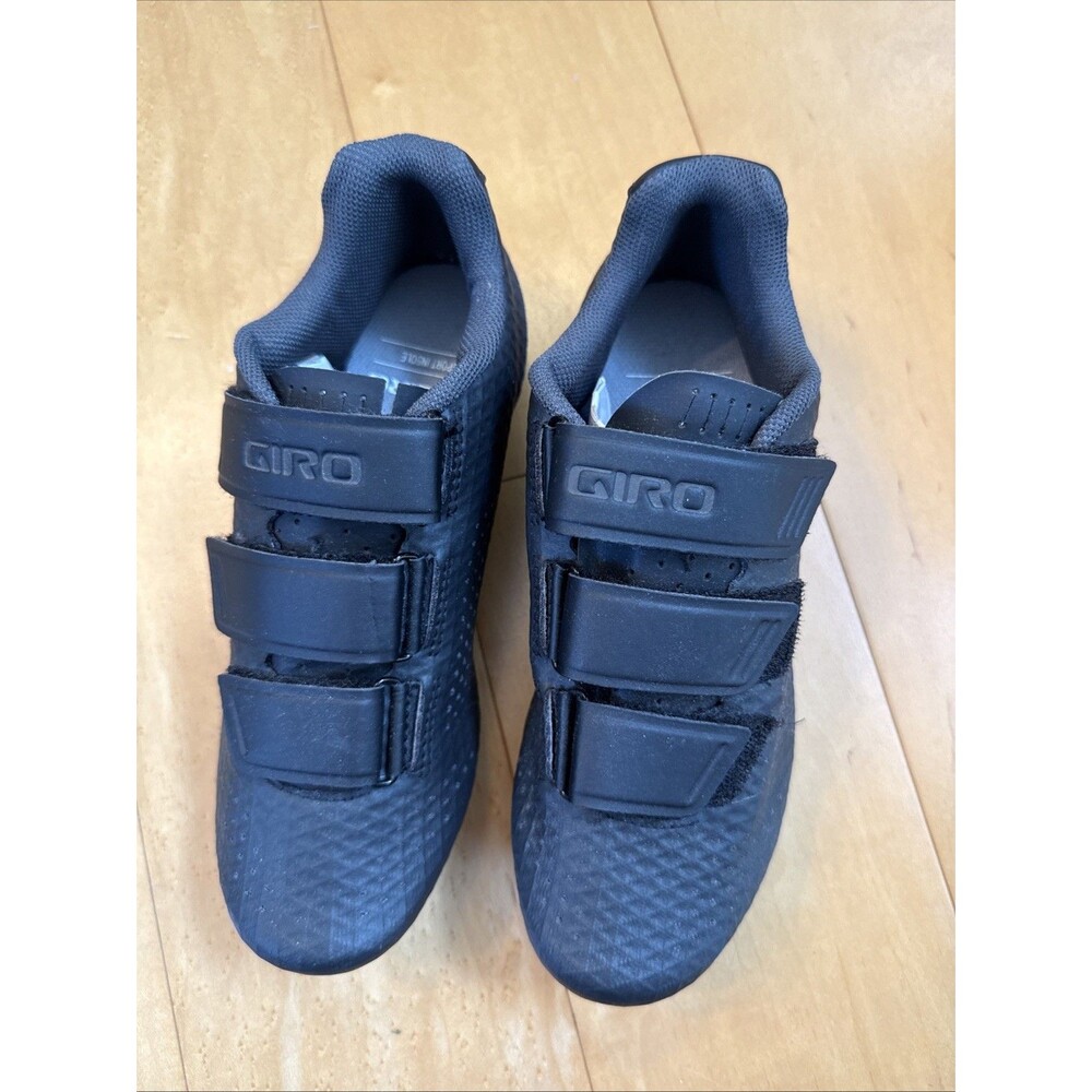 CYCLING SHOES Giro Rev Black Women’s Size 39 New US 7.5